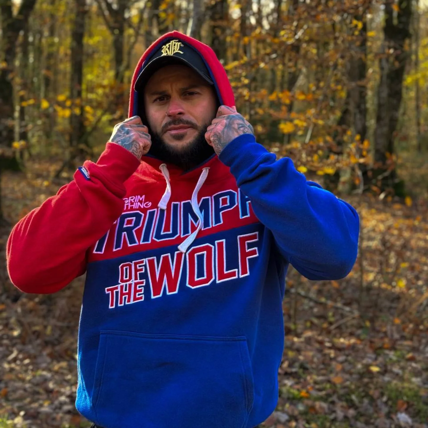 ISEGRIM Hoodie - TRIUMPH OF THE WOLF